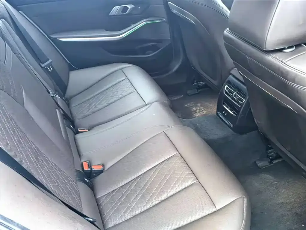 BMW i3 — фото 10