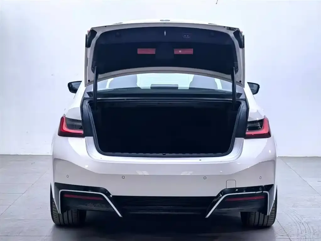 BMW i3 — фото 6