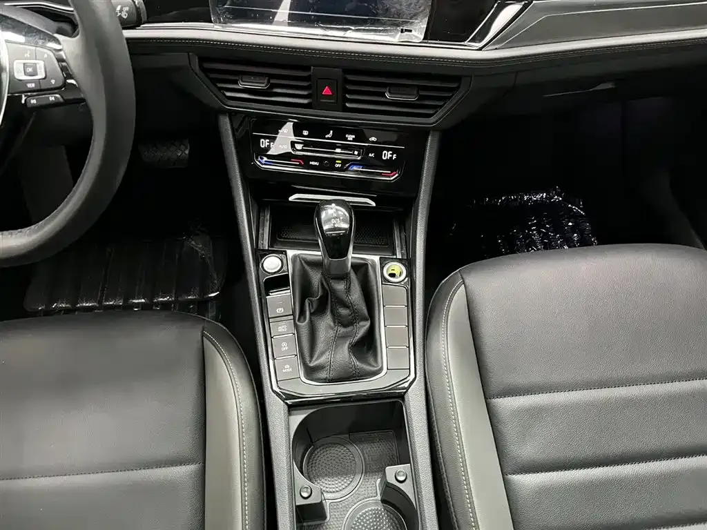 Volkswagen Sagitar 2021 из CN, фото 6