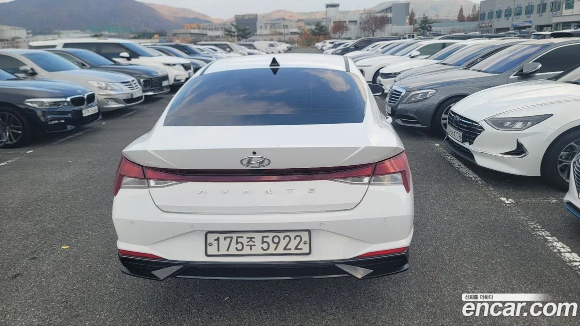Hyundai AVANTE — фото 4