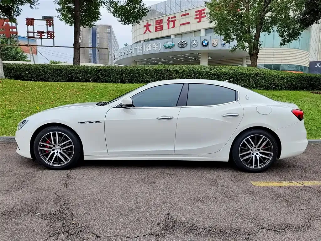 Maserati Ghibli 2021 из CN, фото 3