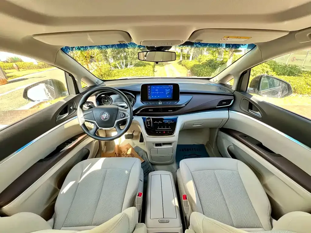 Buick GL8 2023 из CN, фото 10