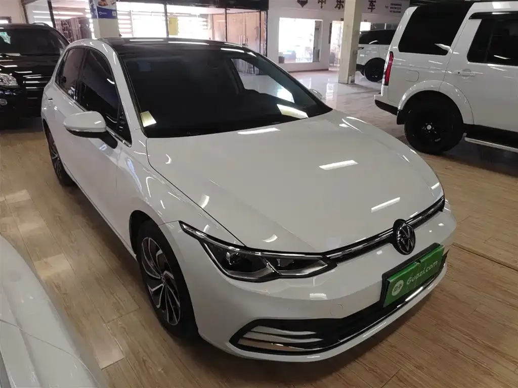 Volkswagen Golf 2023 из CN, фото 4