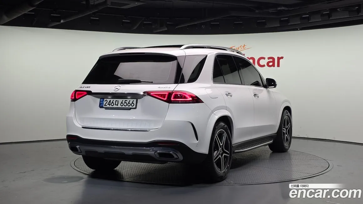 Mercedes-Benz GLE-Class — фото 2