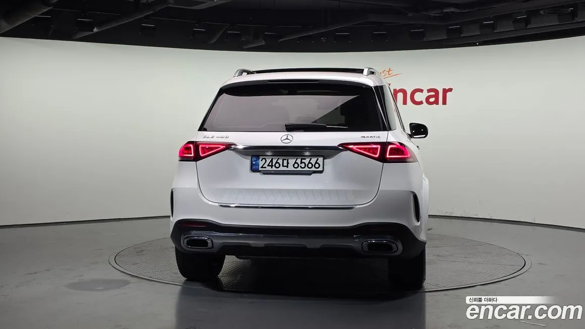 Mercedes-Benz GLE-Class — фото 4