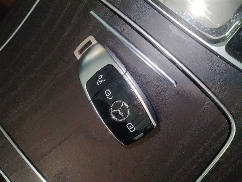 Mercedes-Benz E-Class 2021 из CN, фото 9