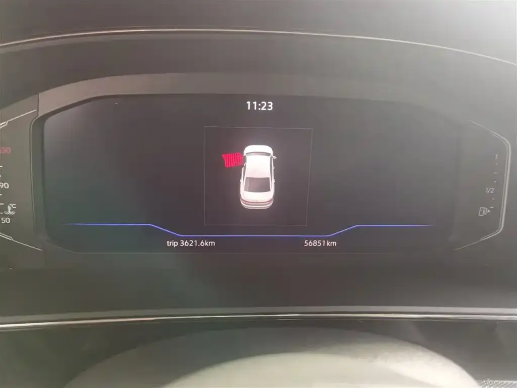 Volkswagen Passat 2023 из CN, фото 8