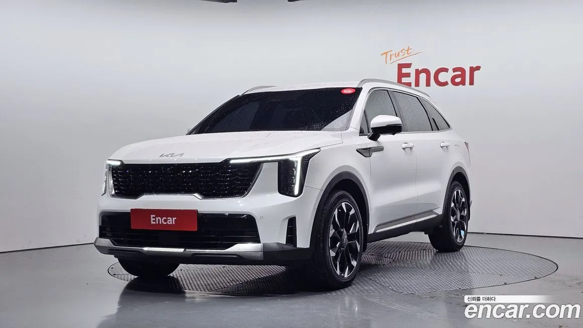 Kia Sorento — фото 1