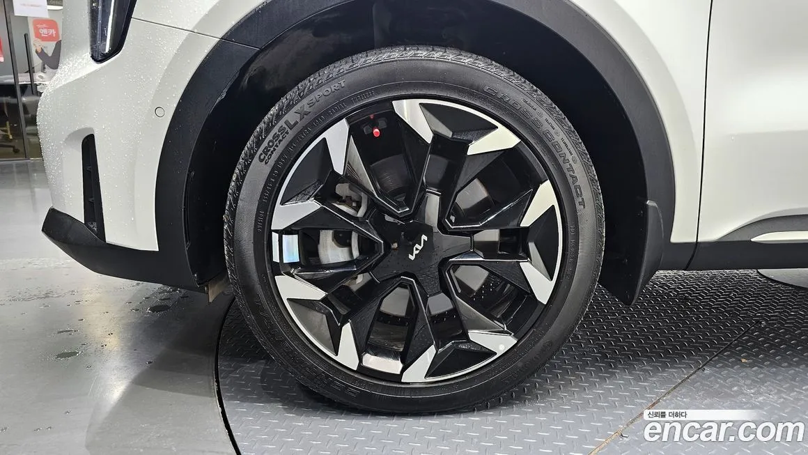 Kia Sorento — фото 5