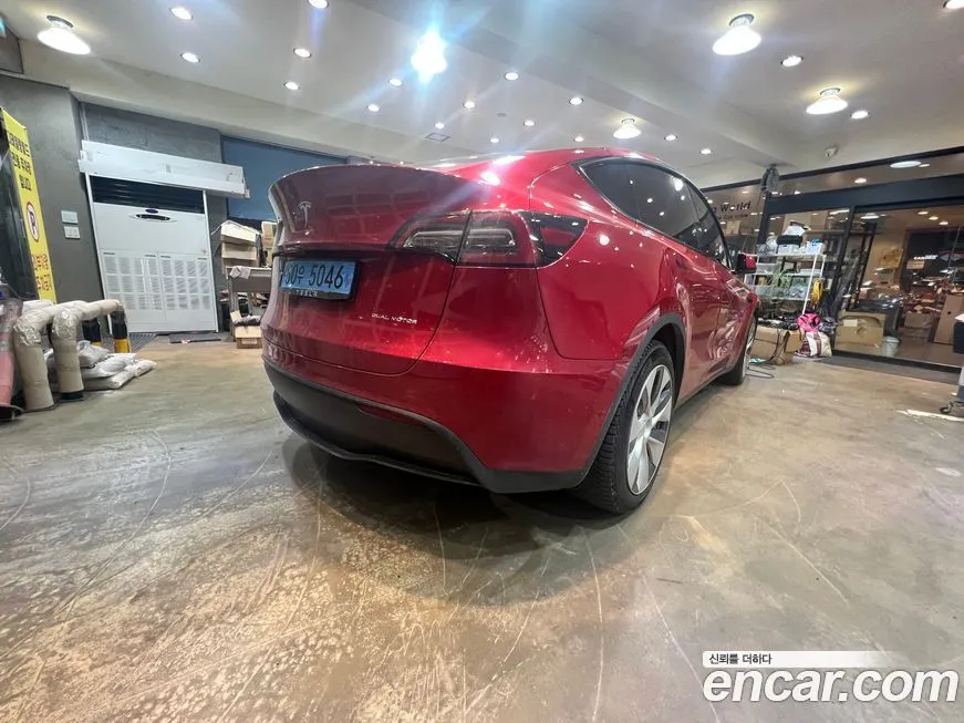 Tesla Model Y 2021 из KR, фото 2