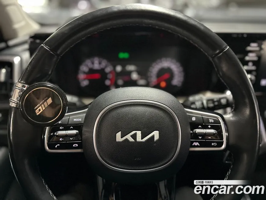Kia Sorento — фото 7