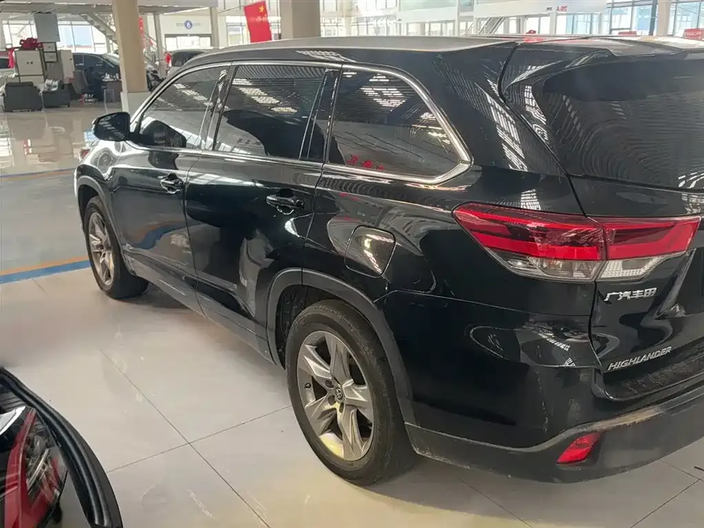Toyota Highlander 2021 из CN, фото 7