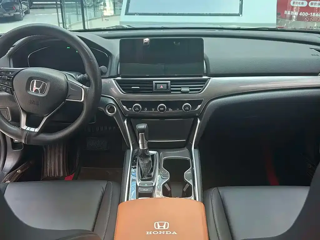 Honda Accord — фото 5