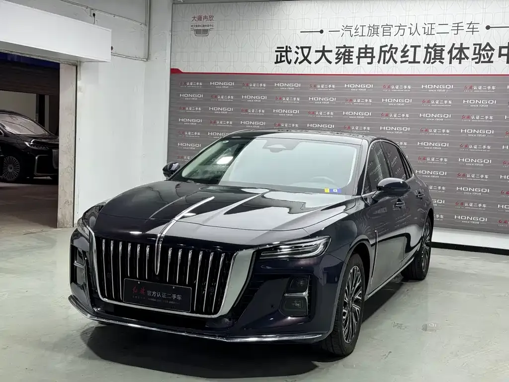 Hongqi H5 — фото 1