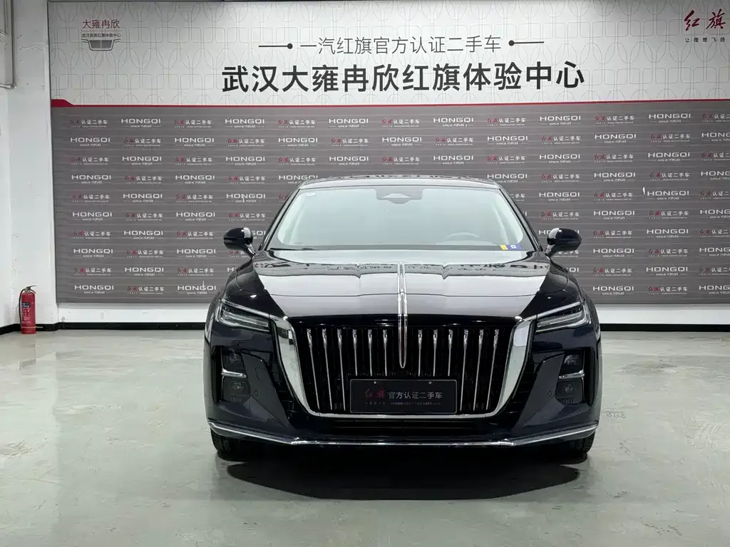 Hongqi H5 — фото 2