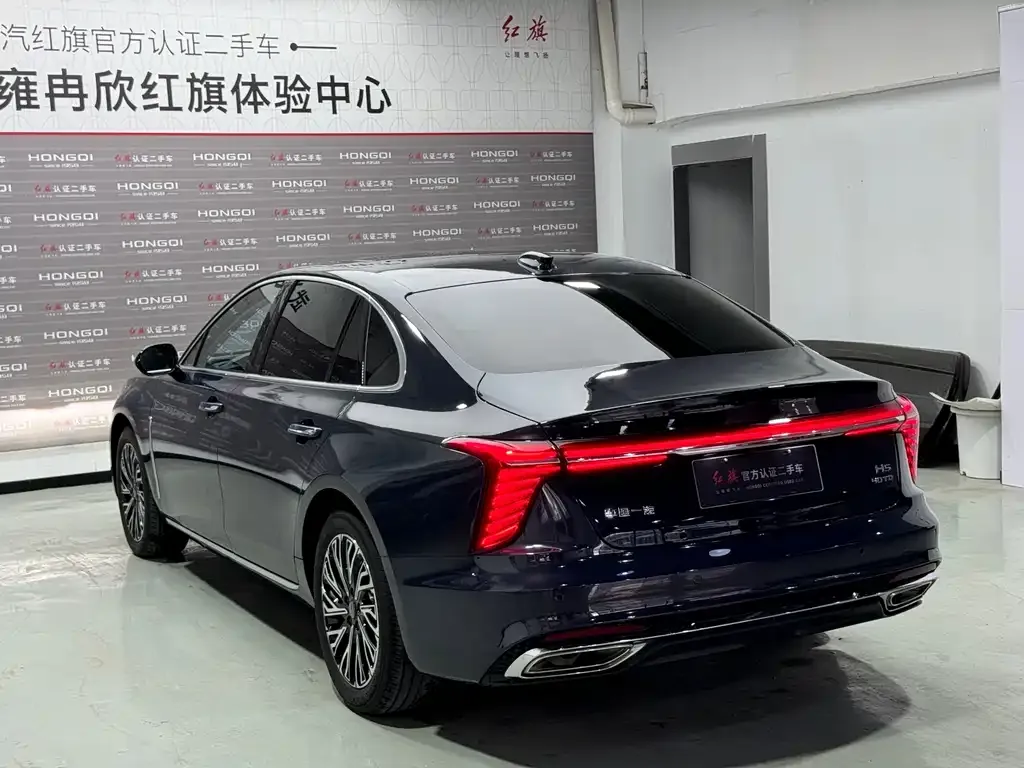 Hongqi H5 — фото 9