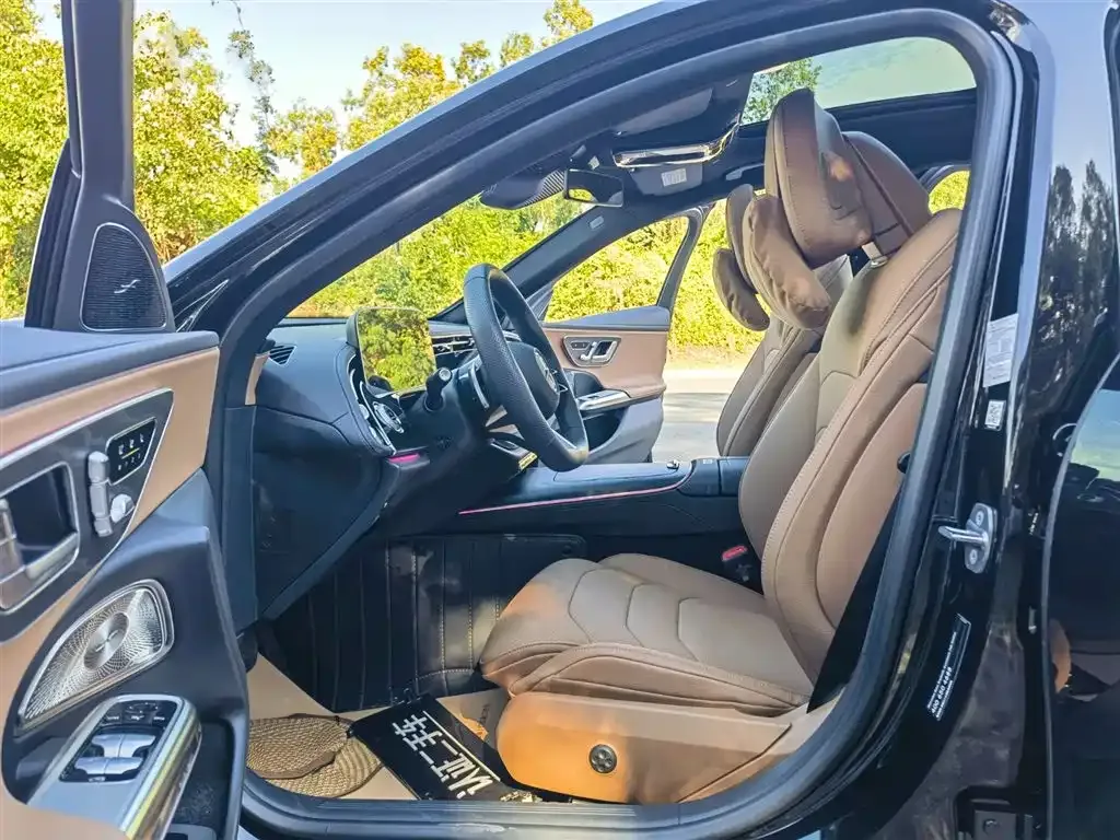 Mercedes-Benz E-Class 2024 из CN, фото 9