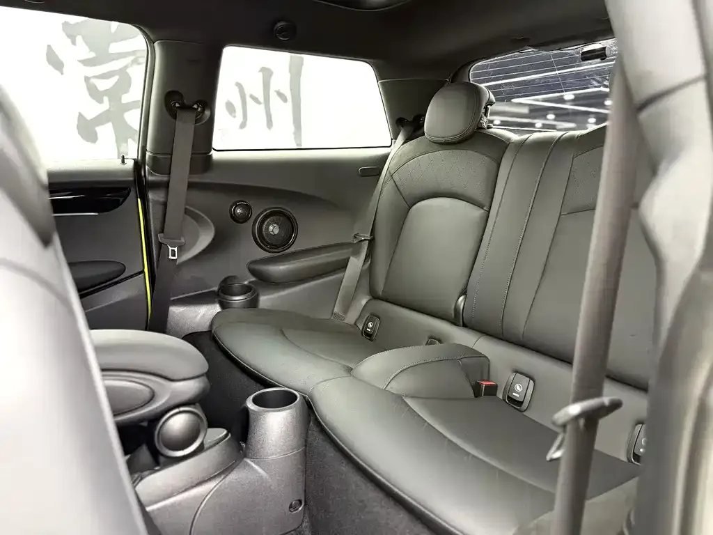 MINI Cooper (3-door) 2022 из CN, фото 8