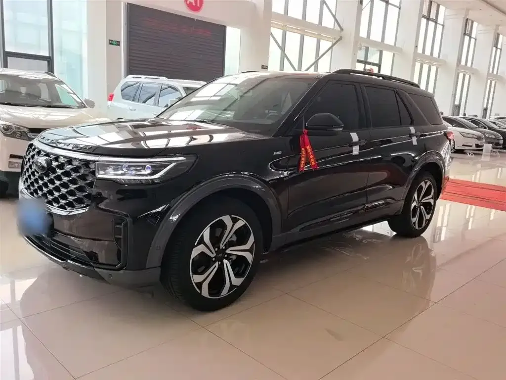 Ford Explorer 2024 из CN, фото 1