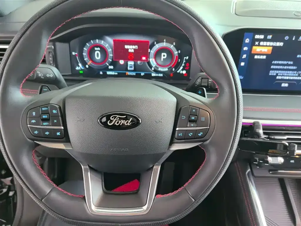 Ford Explorer 2024 из CN, фото 4