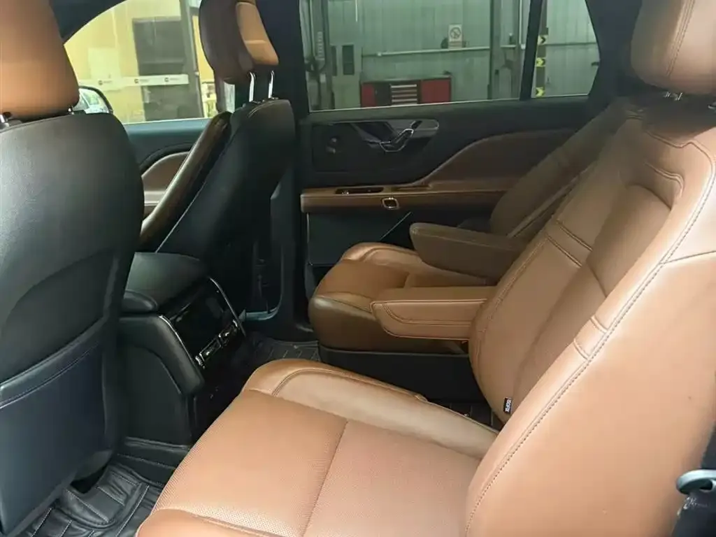 Lincoln Aviator 2024 из CN, фото 4