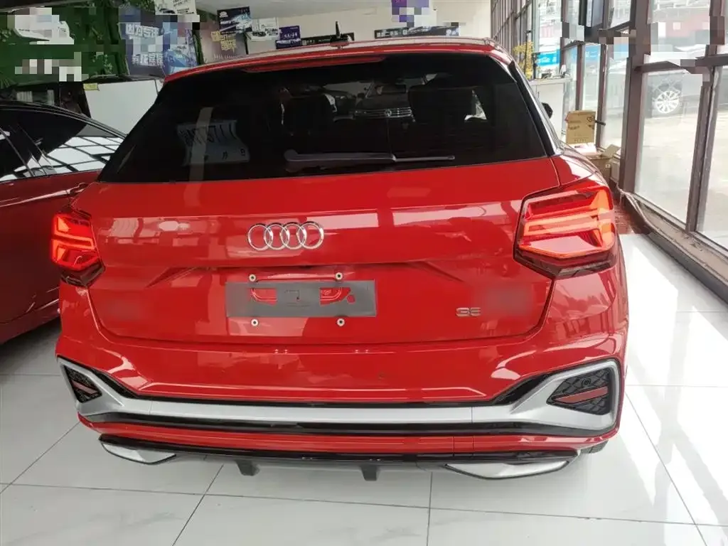 Audi Q2L 2022 из CN, фото 6