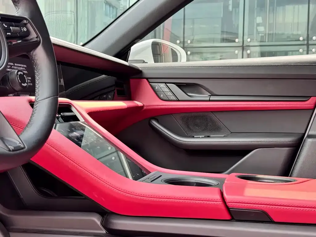 Porsche Taycan 2024 из CN, фото 10