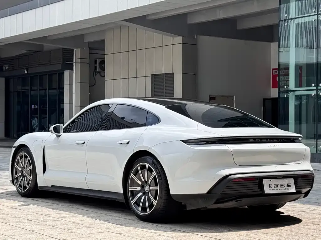 Porsche Taycan 2024 из CN, фото 5