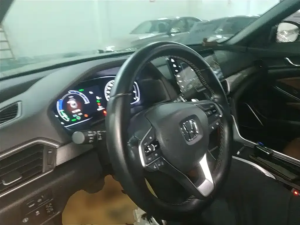 Honda Inspire — фото 10