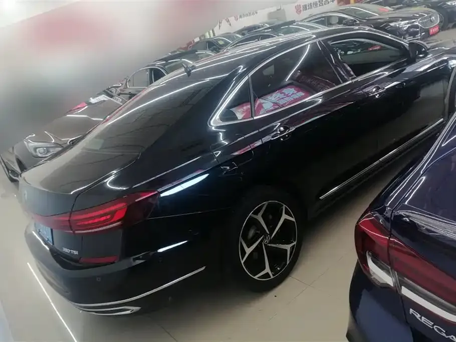 Volkswagen Passat 2024 из CN, фото 3