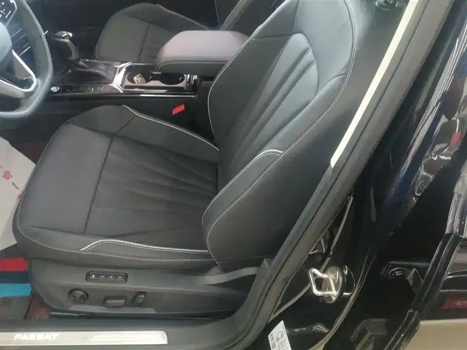 Volkswagen Passat 2024 из CN, фото 9