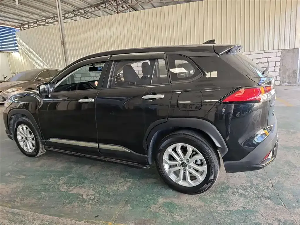 Toyota Frontlander 2023 из CN, фото 5