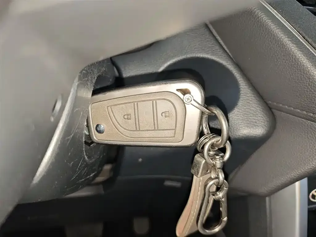 Toyota Frontlander 2023 из CN, фото 9