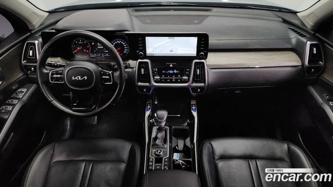 Kia Sorento — фото 7