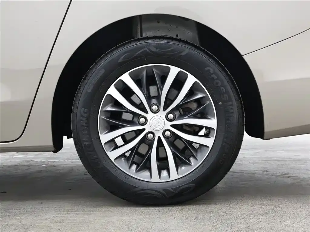 Buick GL8 2022 из CN, фото 7