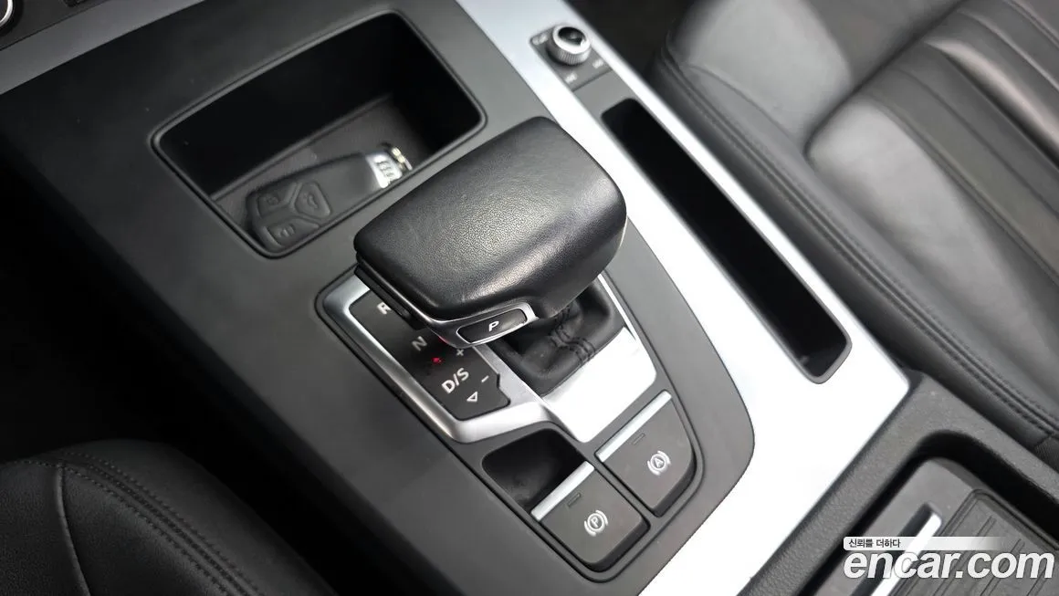 Audi Q5 2021 из KR, фото 9