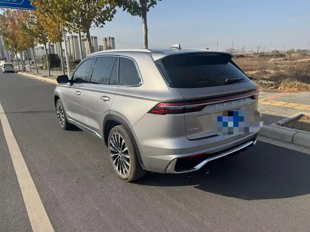 Geely Xingyue L — фото 7
