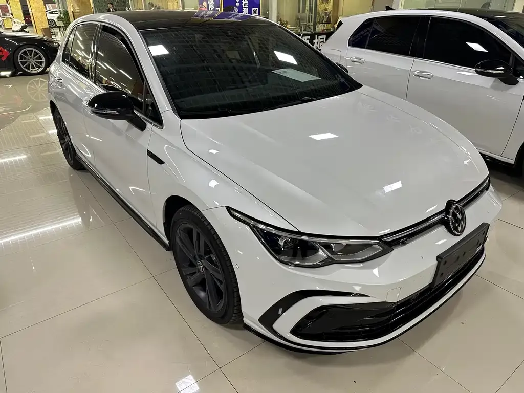Volkswagen Golf 2022 из CN, фото 3