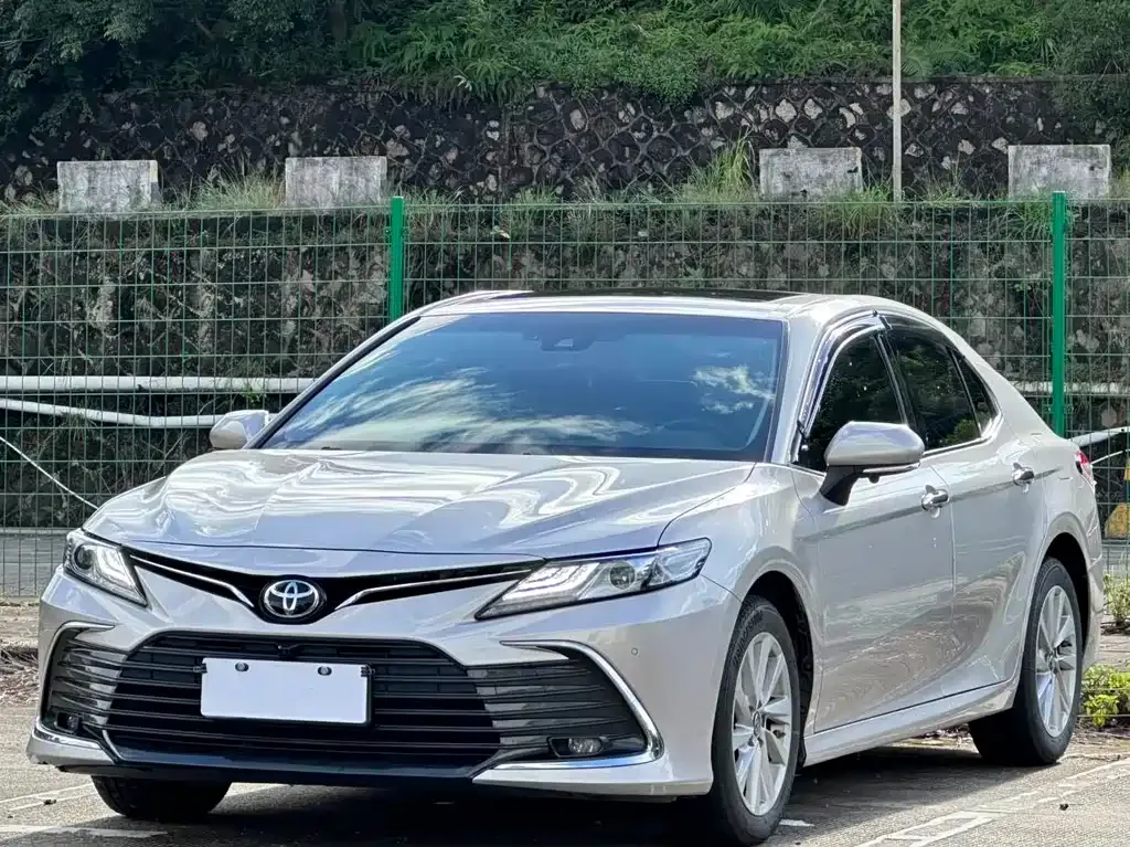 Toyota Camry 2022 из CN, фото 1
