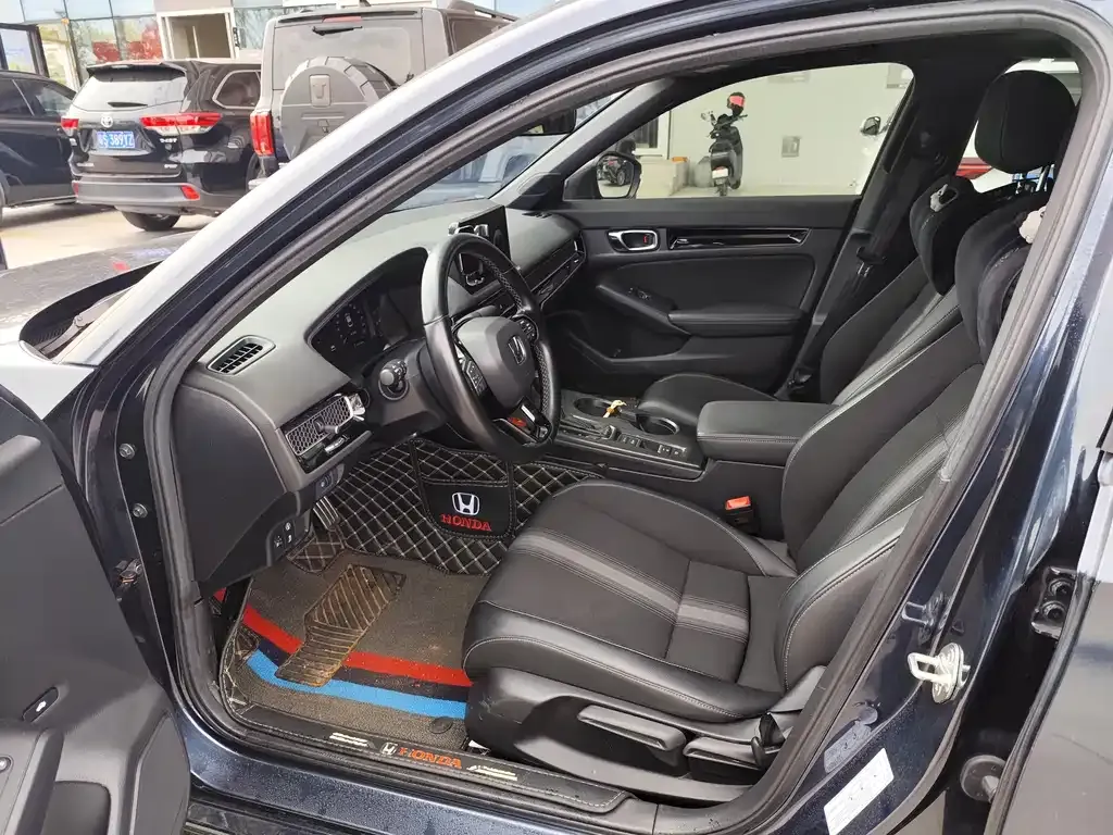 Honda Civic 2022 из CN, фото 4