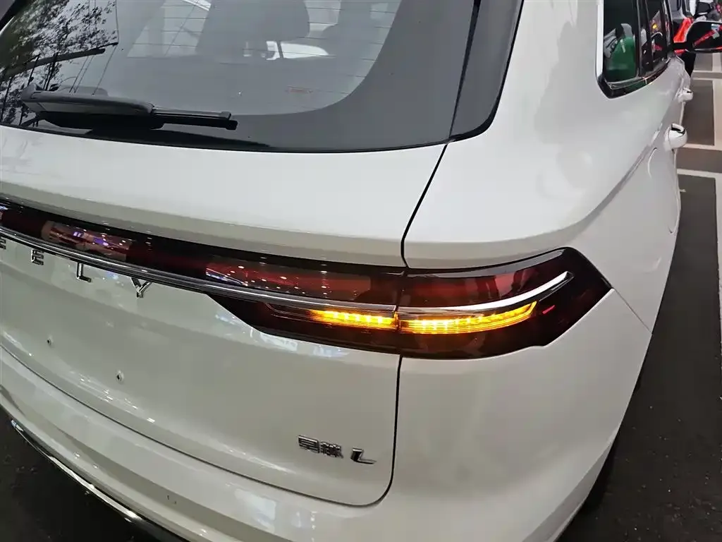 Geely Xingyue L 2024 из CN, фото 8