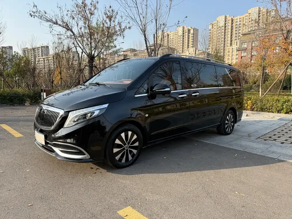 Mercedes-Benz Vito — фото 1