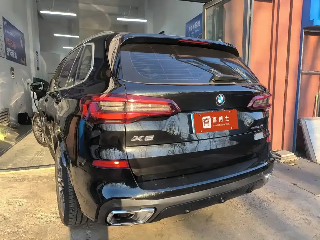 BMW X5 — фото 2