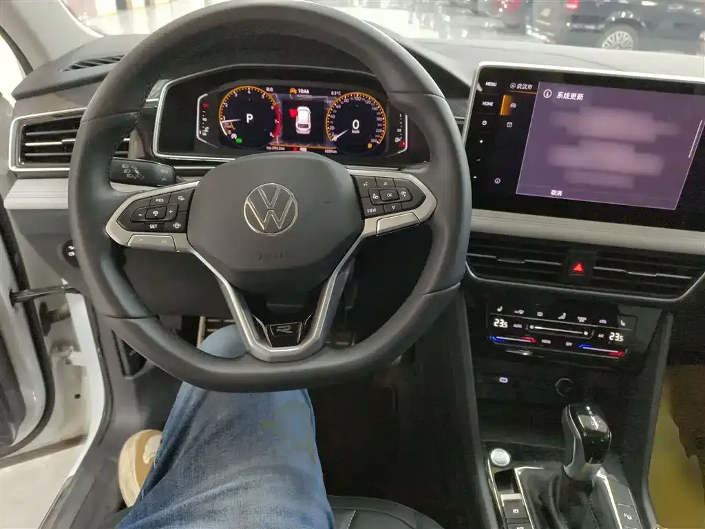Volkswagen Tiguan L 2024 из CN, фото 10