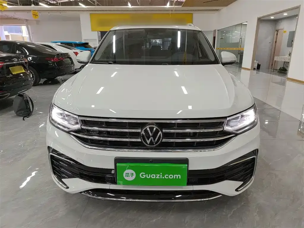 Volkswagen Tiguan L 2024 из CN, фото 3