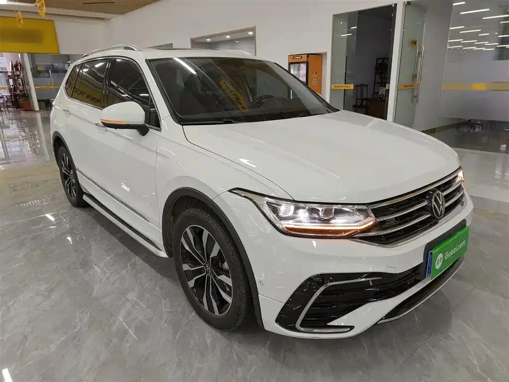 Volkswagen Tiguan L 2024 из CN, фото 4