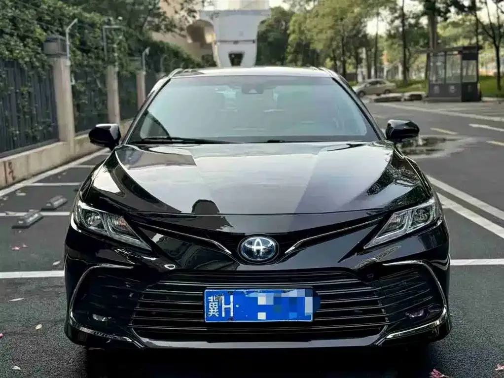 Toyota Camry 2023 из CN, фото 3