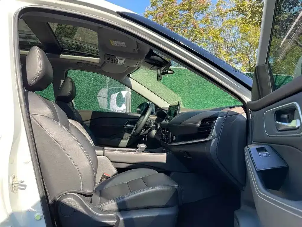 Nissan X-Trail 2021 из CN, фото 10