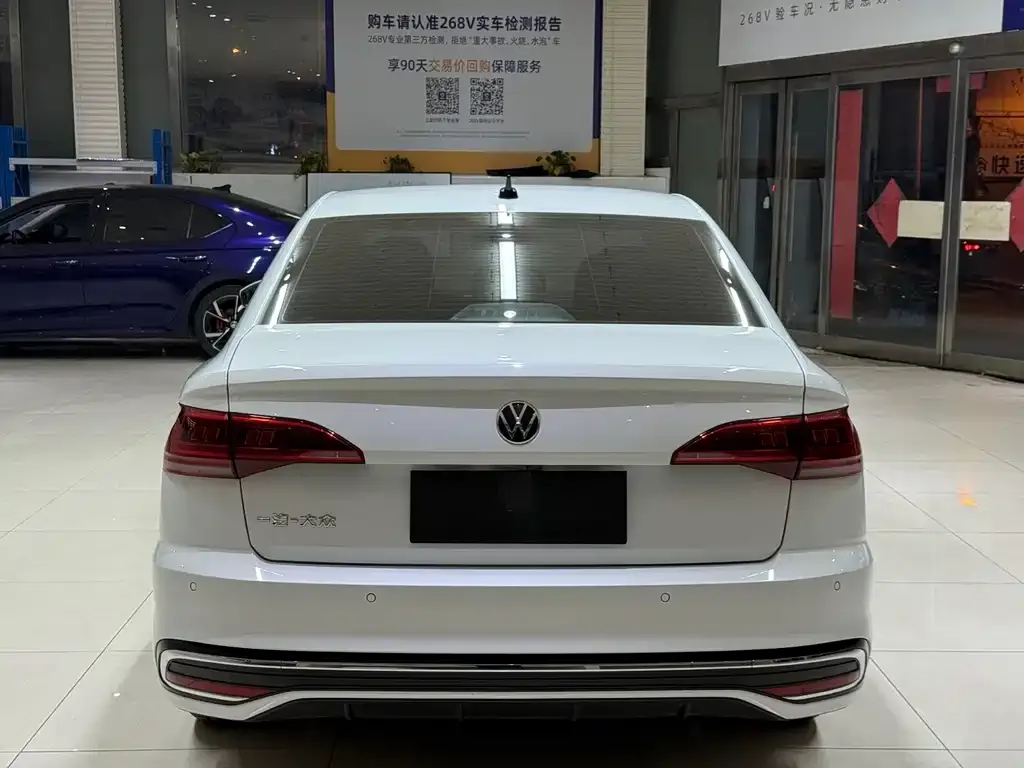 Volkswagen Bora 2022 из CN, фото 5