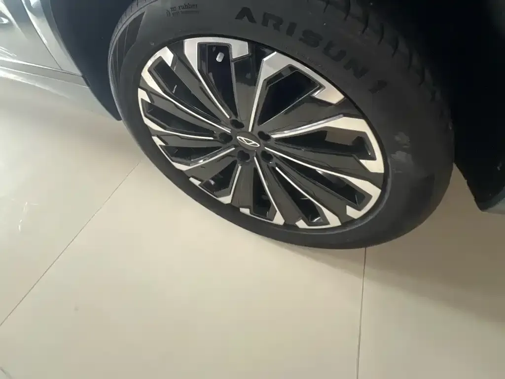 Chery Tiggo 9 2023 из CN, фото 10